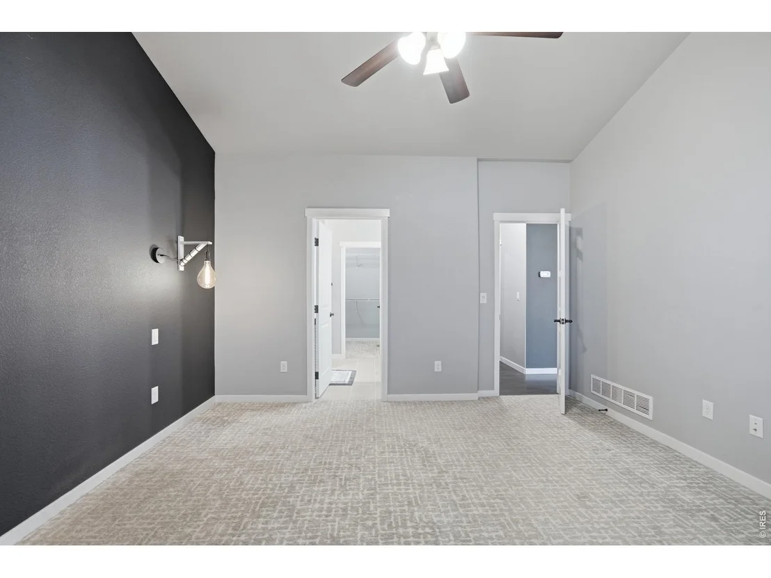 Photo of 347 Linden Oaks Dr