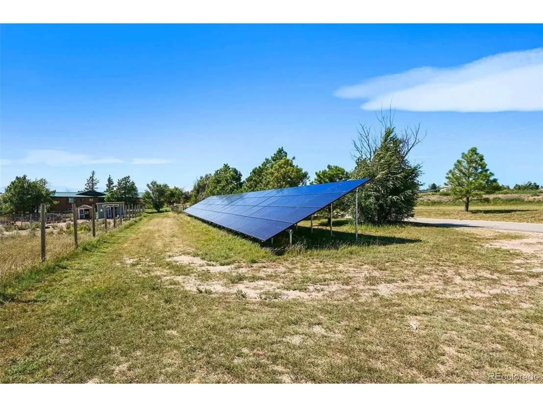 Photo of 5430 Murr Rd