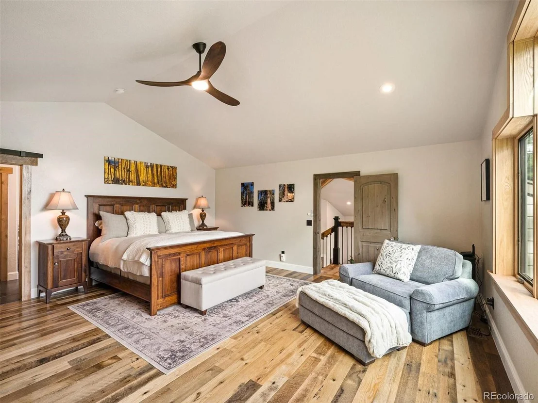 Photo of 137 Nuthatch Rd