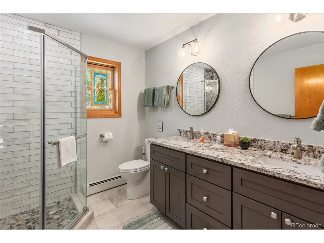 Photo of 10102 Sioux Cir