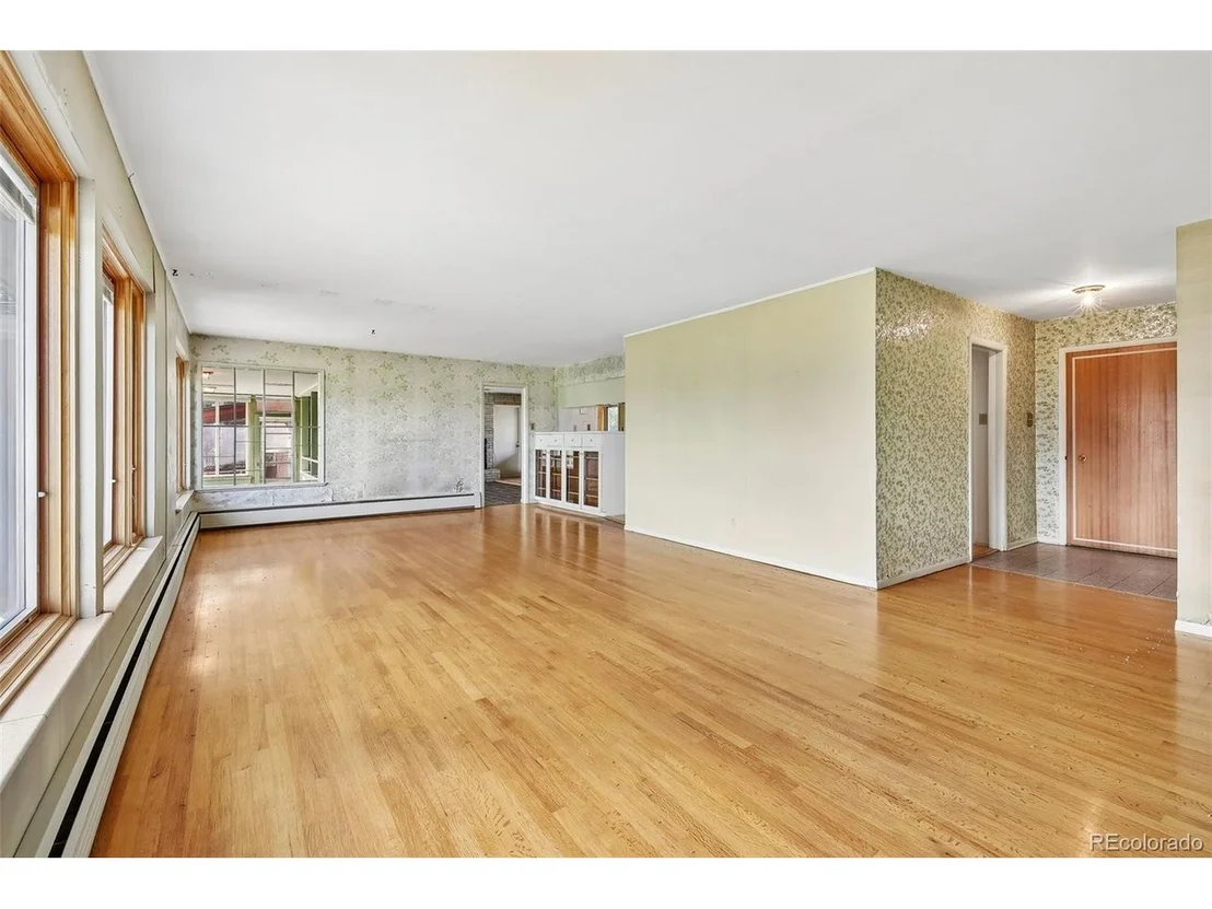 Photo of 10350 W 73rd Pl