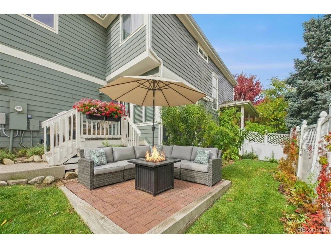 Photo of 8557 Coors Loop