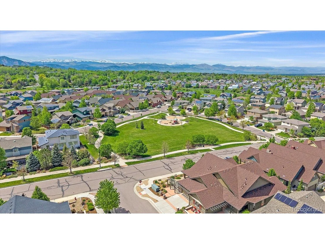 Photo of 1130 Summit View Dr