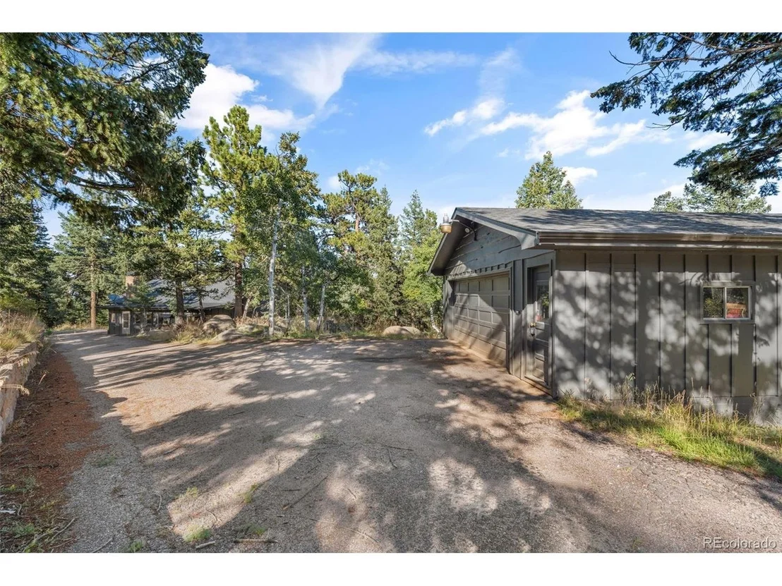 Photo of 5886 High Dr