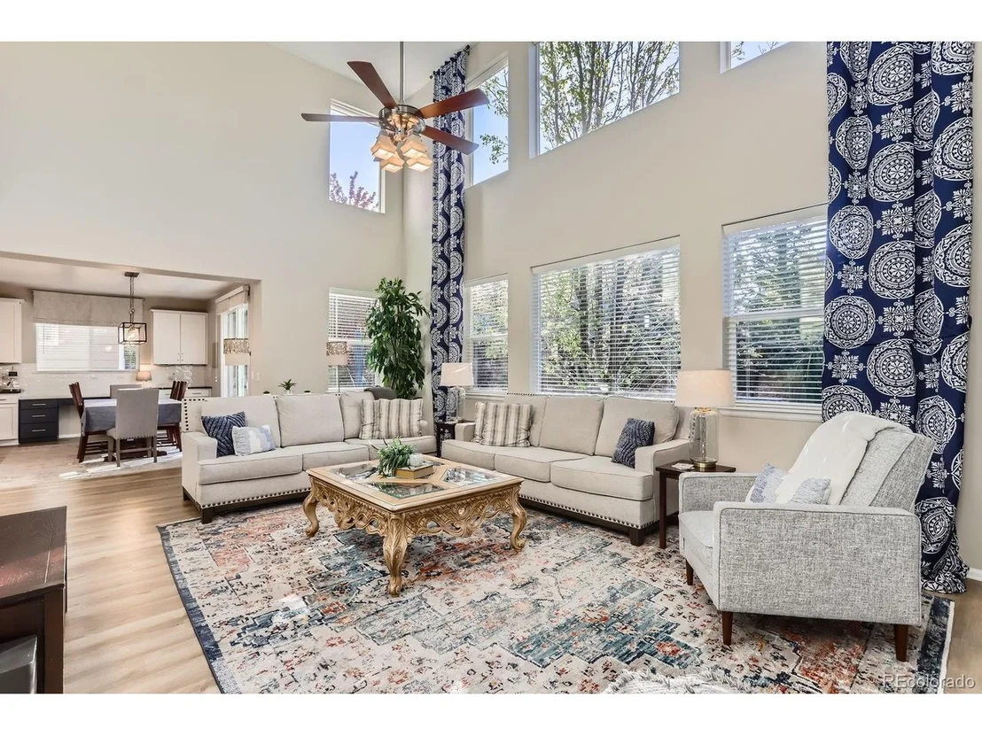 Photo of 11013 Valleybrook Cir