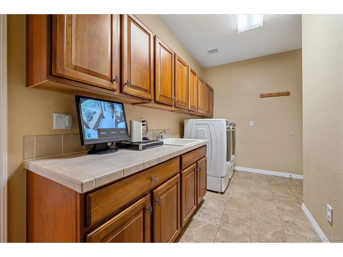 Photo of 3740 Fairbrook Pt