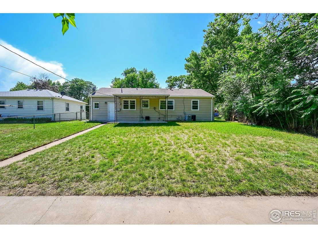 Photo of 2416 15th Ave