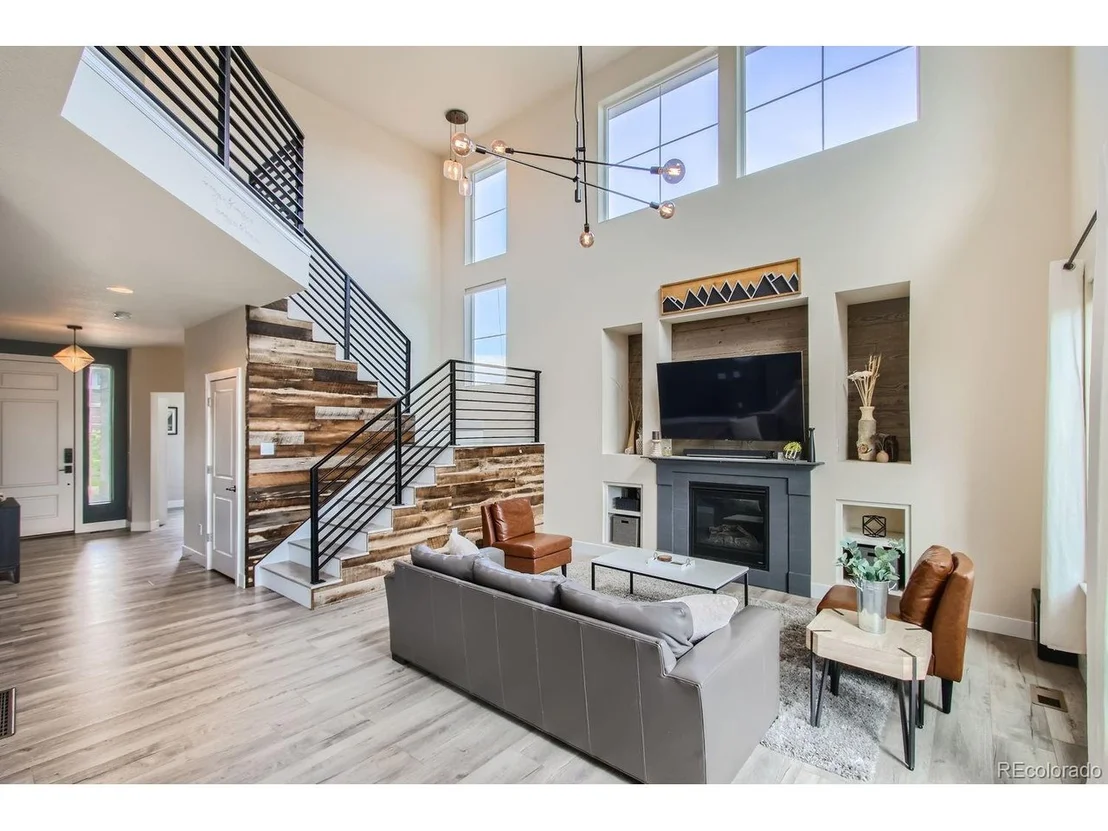 Photo of 9566 Juniper Way