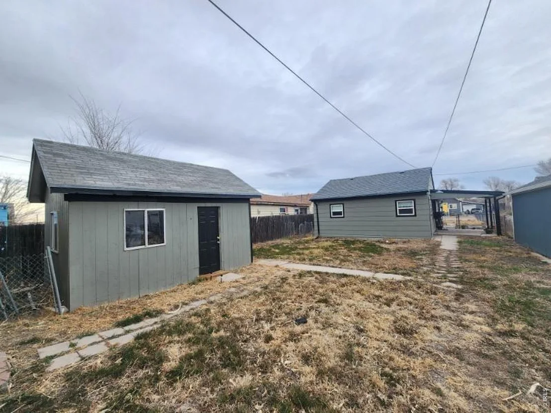Photo of 613 N 5th Ave
