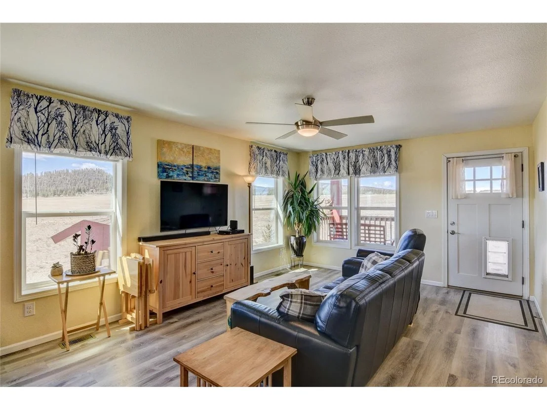 Photo of 261 Bridle Path