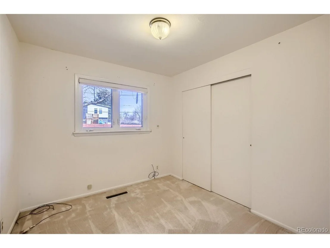 Photo of 2081 Evergreen Ave