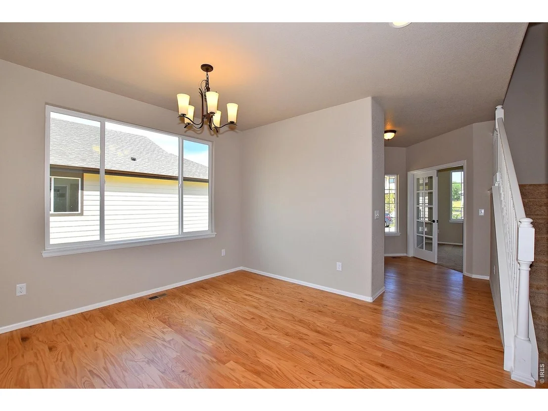 Photo of 2424 Juno Ln