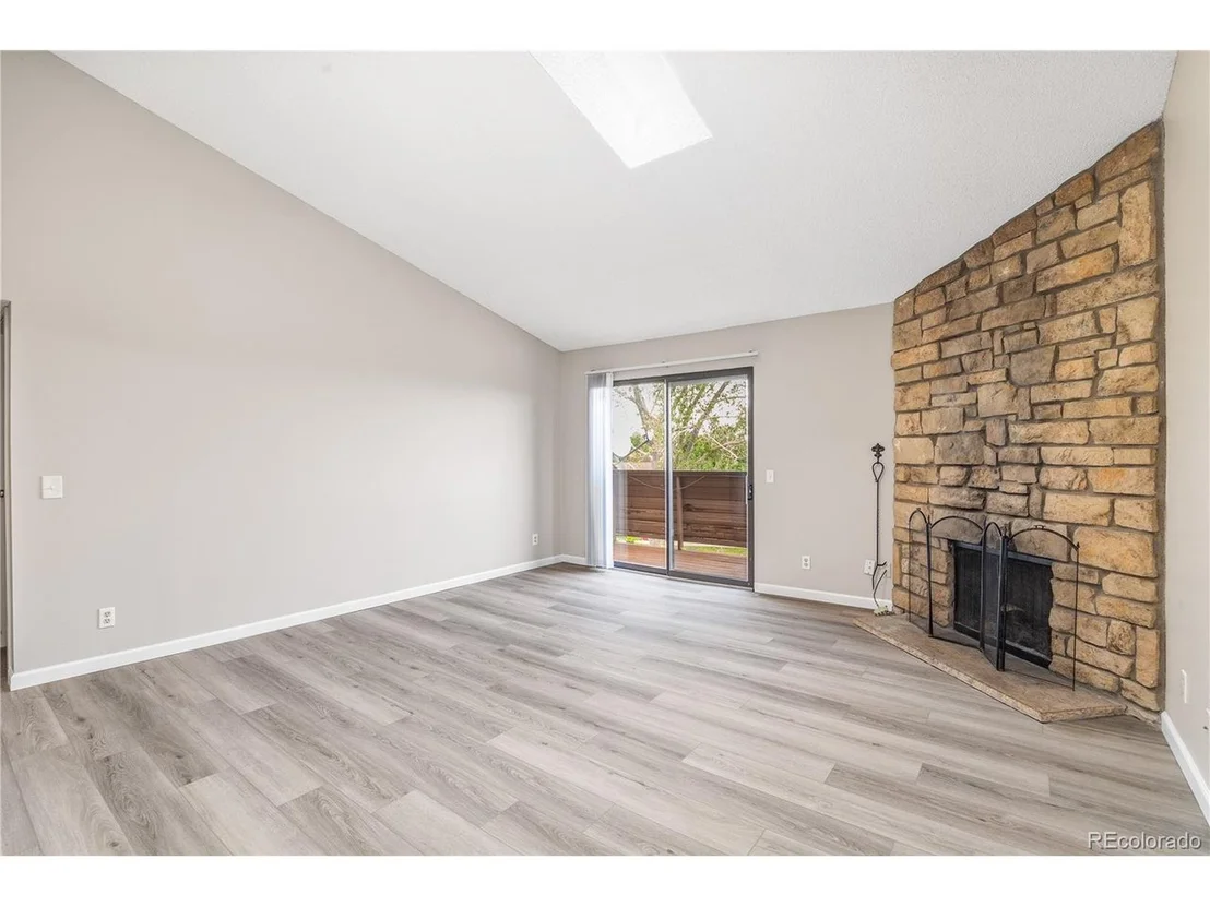 Photo of Unit 306 at 211 Wright St