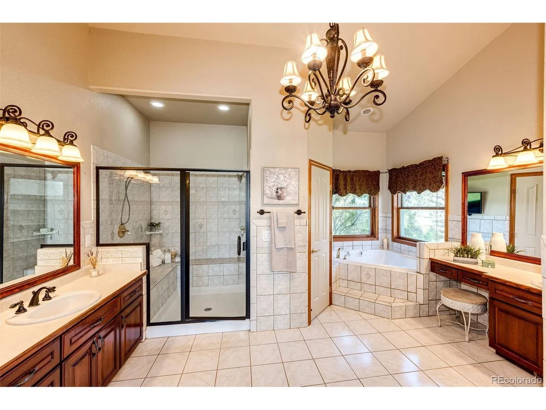 Photo of 1473 Tomichi Dr
