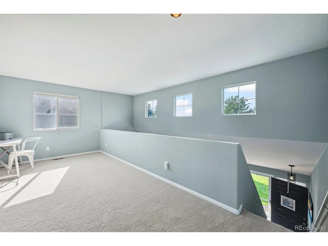 Photo of 7977 Emerson Ave