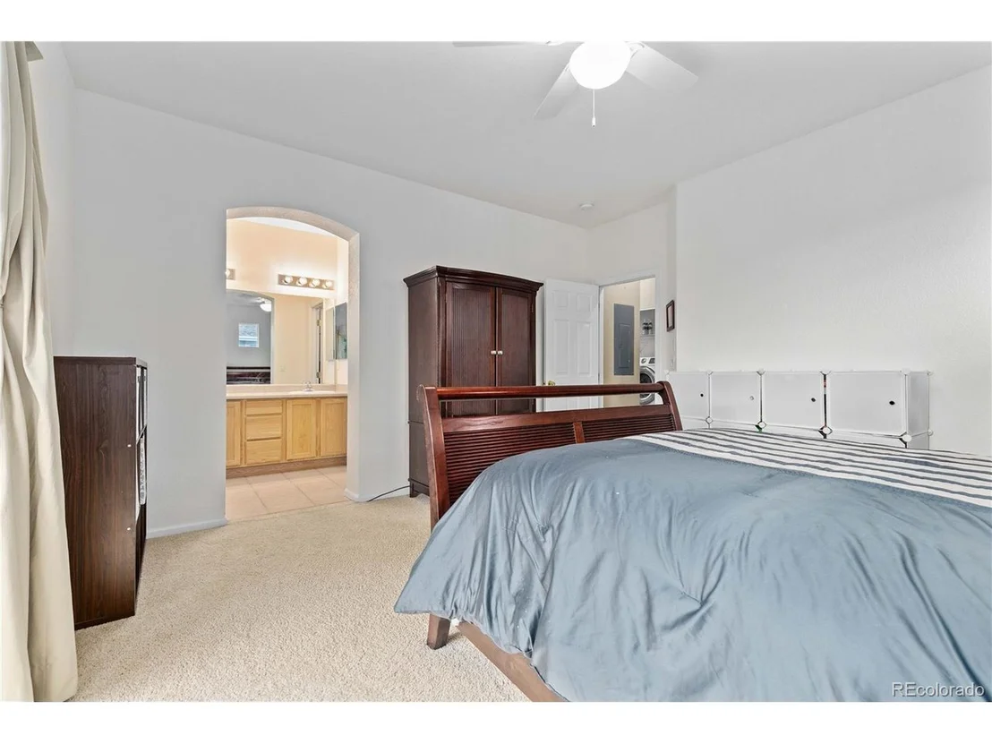 Photo of 32 Whitehaven Cir