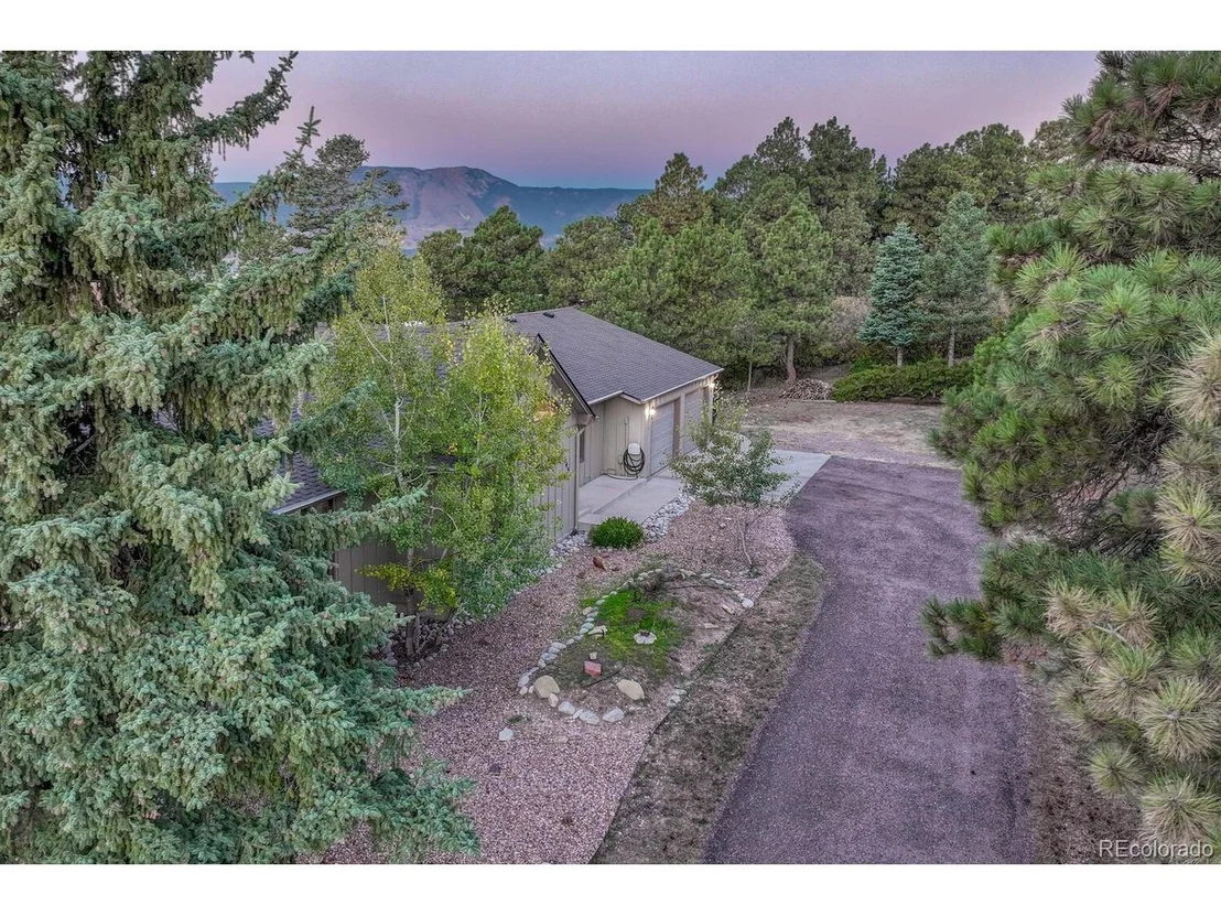 Photo of 345 Scrub Oak Way