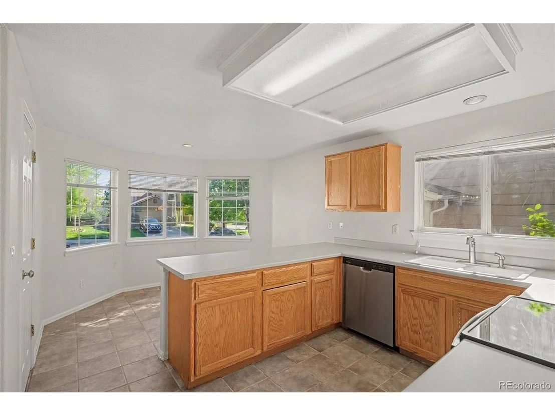 Photo of 23541 Broadmoor Dr