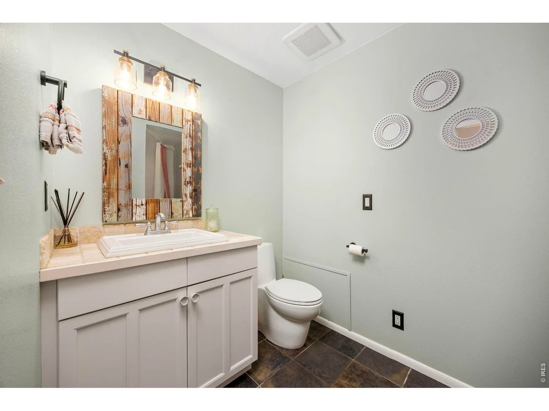 Photo of 7702 Devonshire Ct