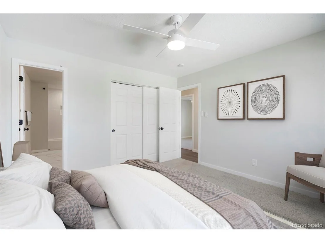 Photo of 9943 Badding Dr