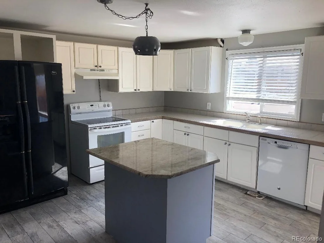 Photo of 1065 Glen Dale Cir