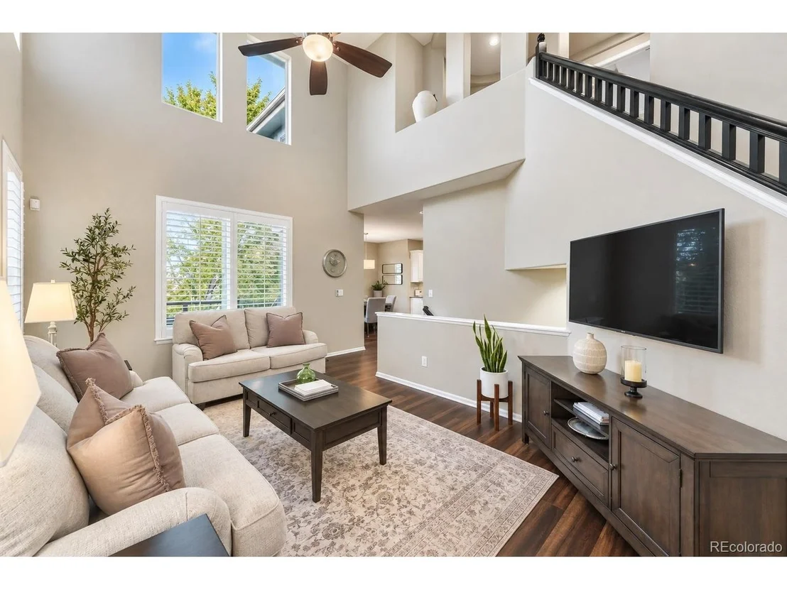 Photo of 5462 Fullerton Cir