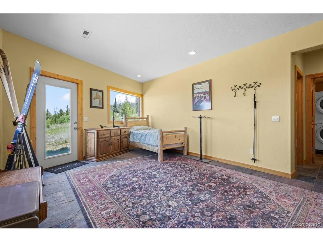 Photo of 1670 Clairs Run
