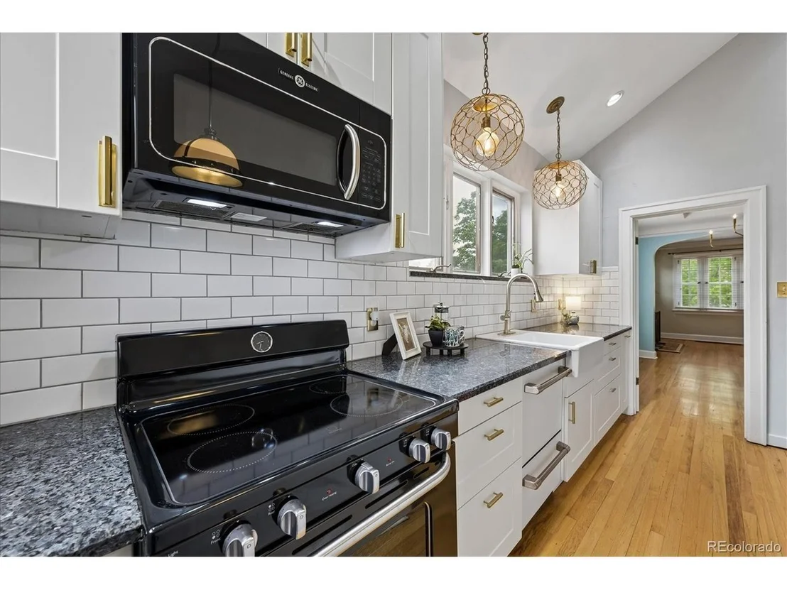 Photo of 1400 Elm St