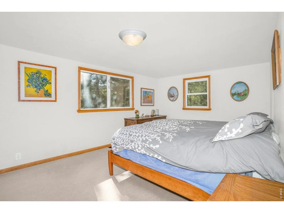 Photo of 527 Hemlock Dr