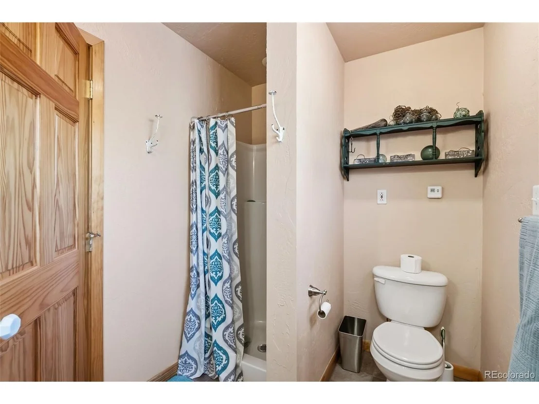 Photo of 277 G Rd