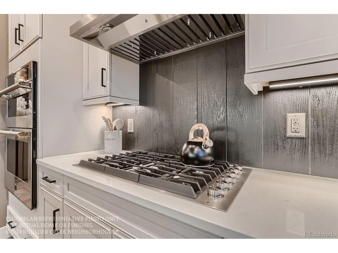 Photo of 727 Quarry Ct
