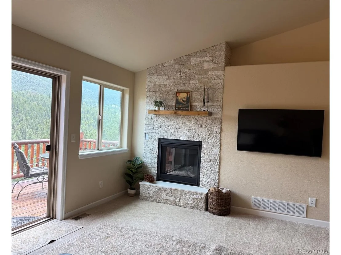 Photo of Unit E at 303 Virginia Rd