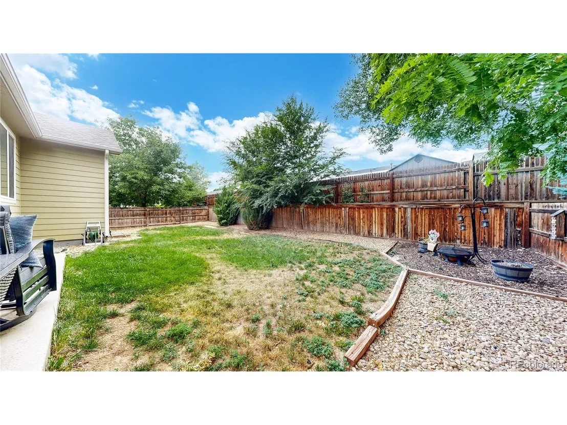 Photo of 517 Dee Rd