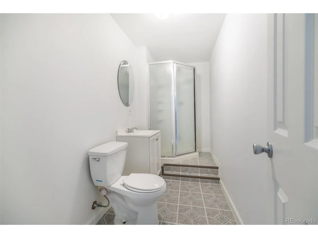 Photo of 450 Frontier Ln