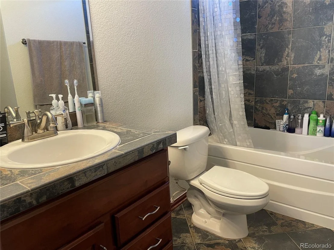 Photo of 262 Shenandoah Way