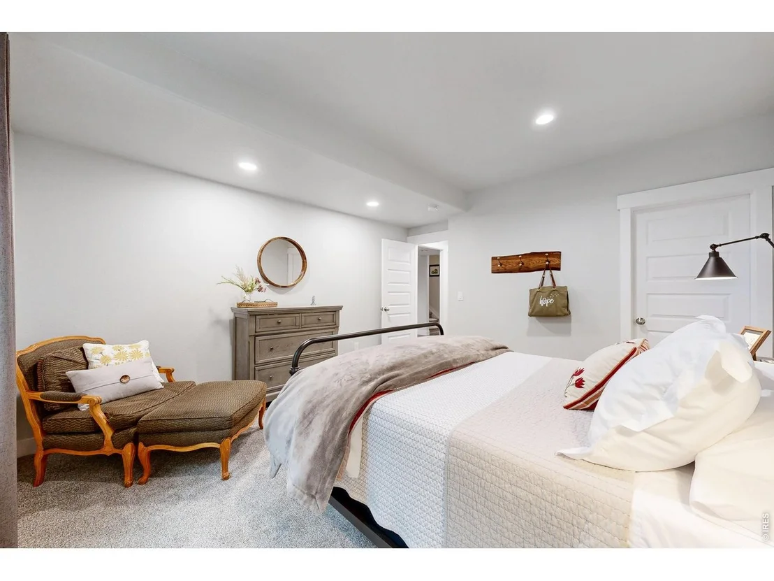 Photo of 360 Capitol Reef St
