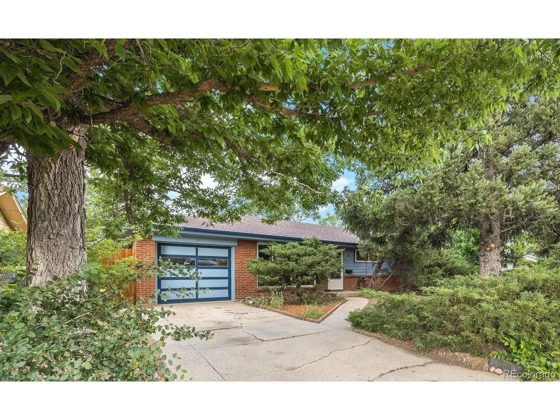 Photo of 80 S Lashley Ln