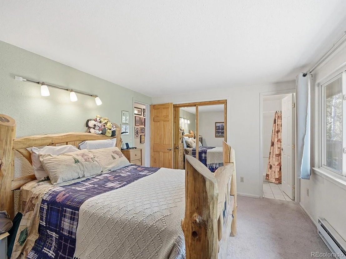 Photo of 399 Conifer Dr