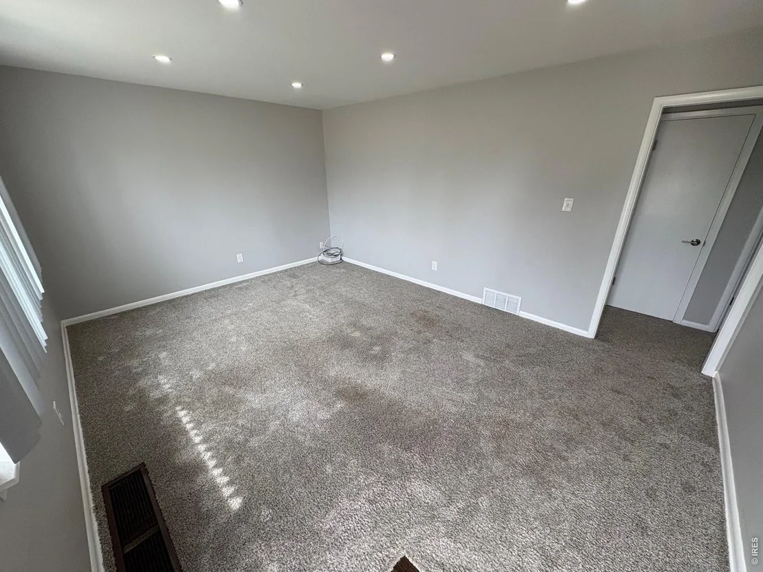 Photo of 337 Plainview Ave