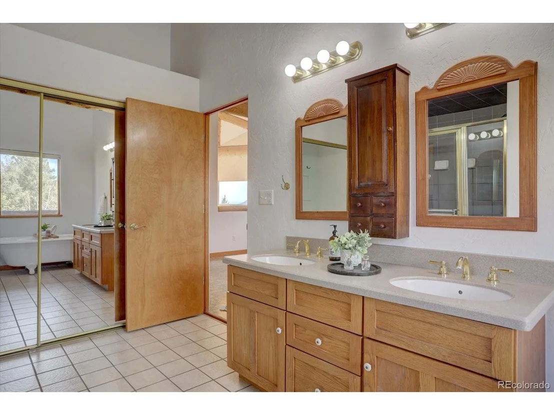 Photo of 12227 Calfee Gulch Rd