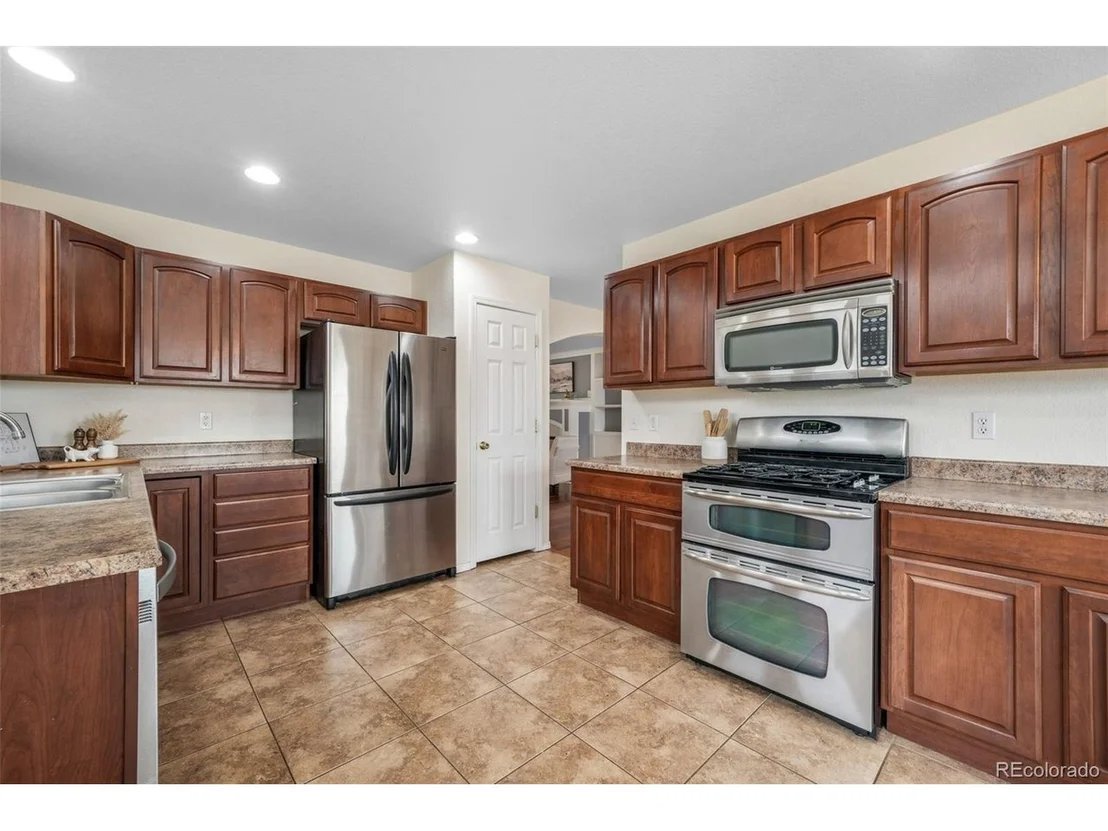 Photo of 15656 Paiute Cir
