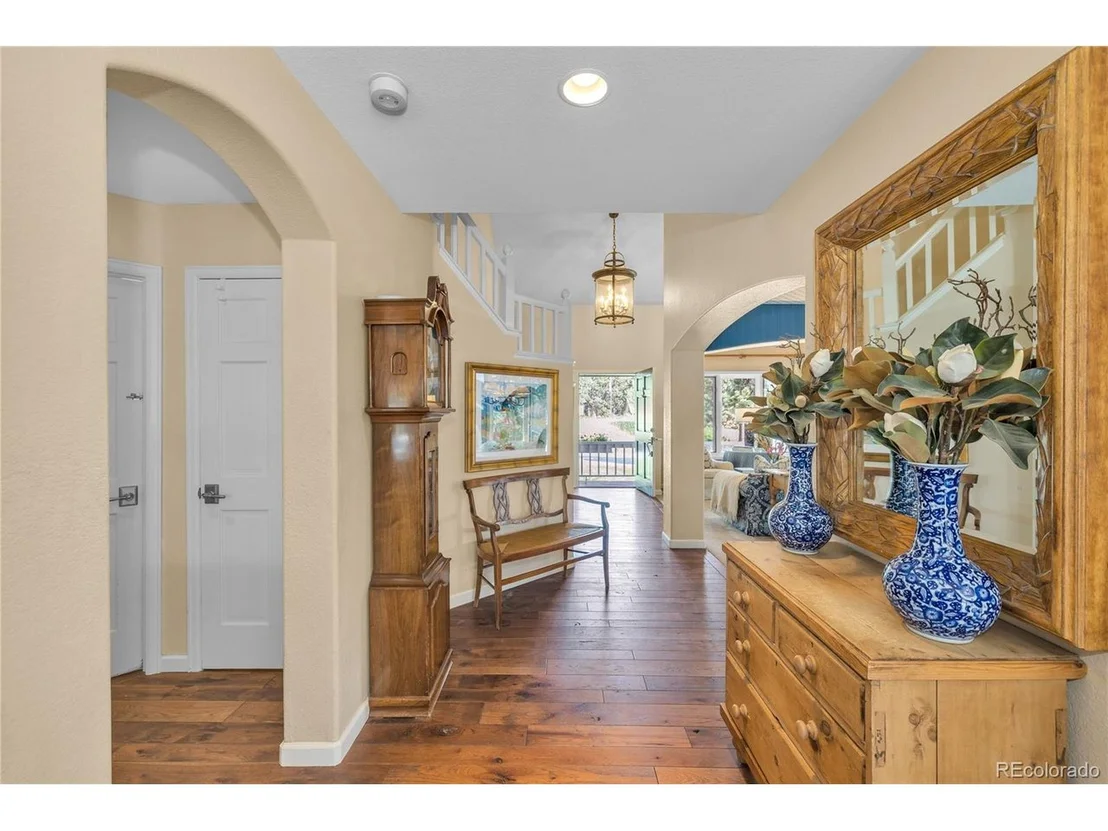 Photo of 31635 Canyon Cir