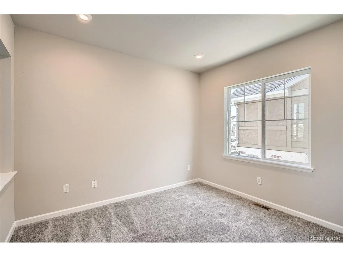 Photo of 1220 Nathan Pl