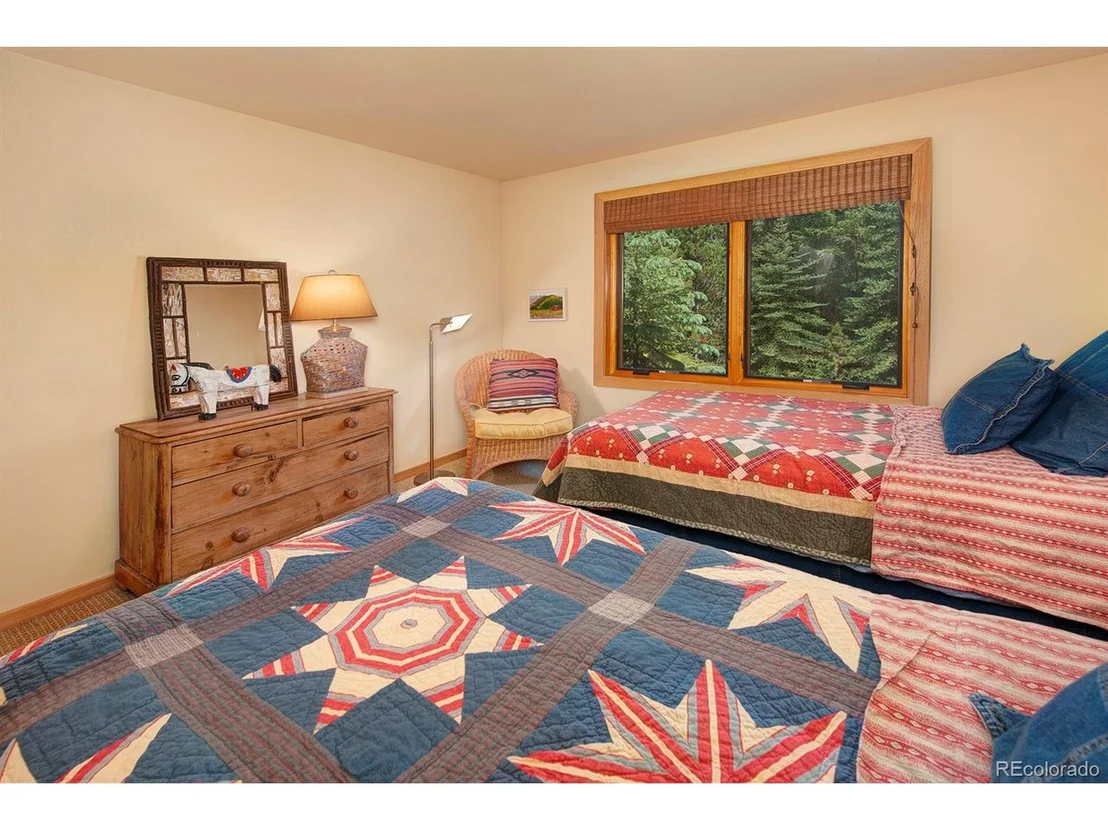 Photo of 44 Bear Tree Ct