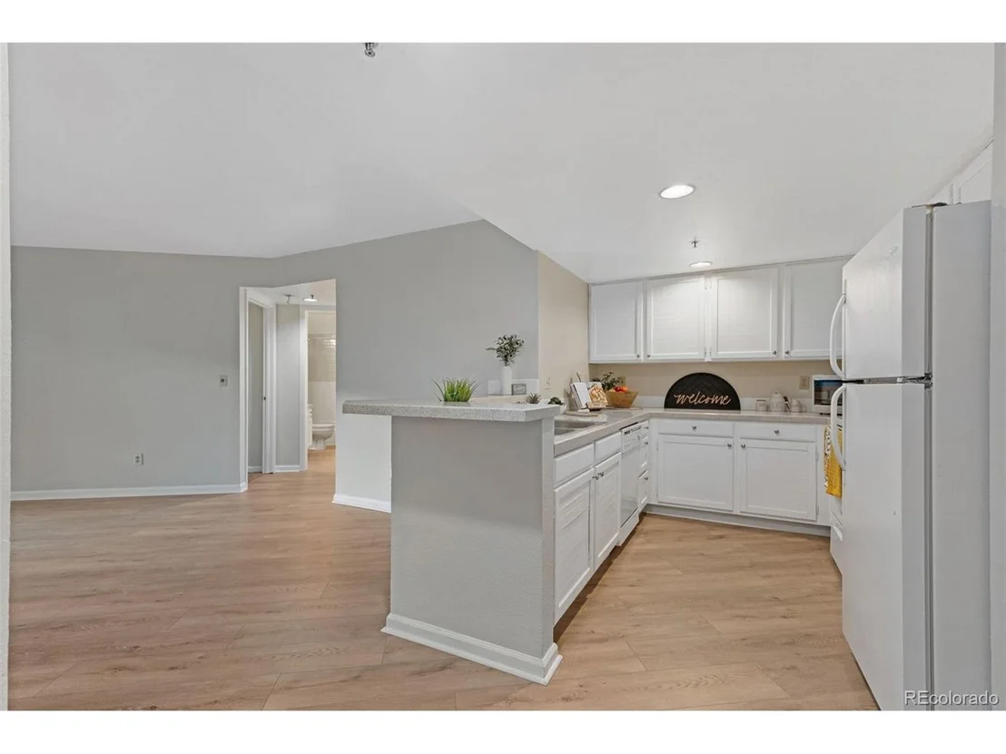 Photo of Unit 11 at 1085 Broadway