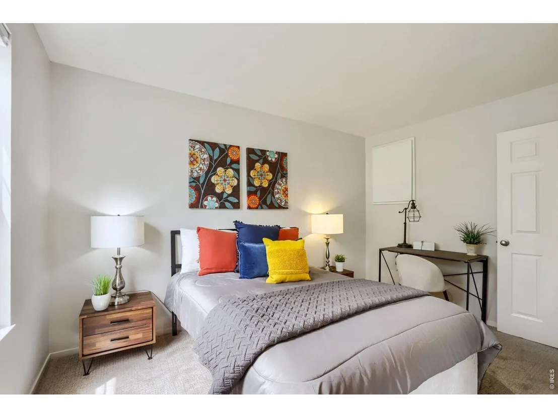 Photo of Unit 201 at 1111 Maxwell Ave