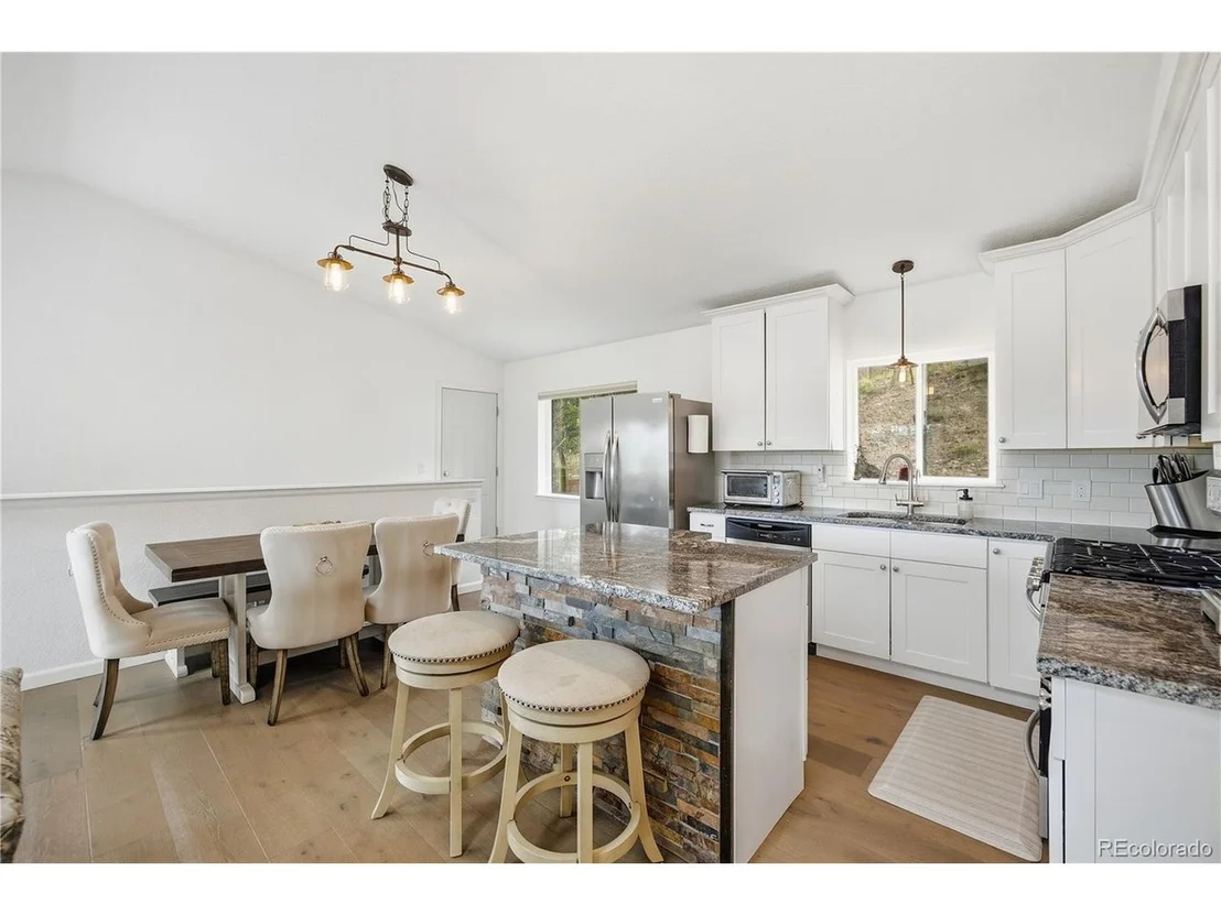 Photo of 9941 City View Dr