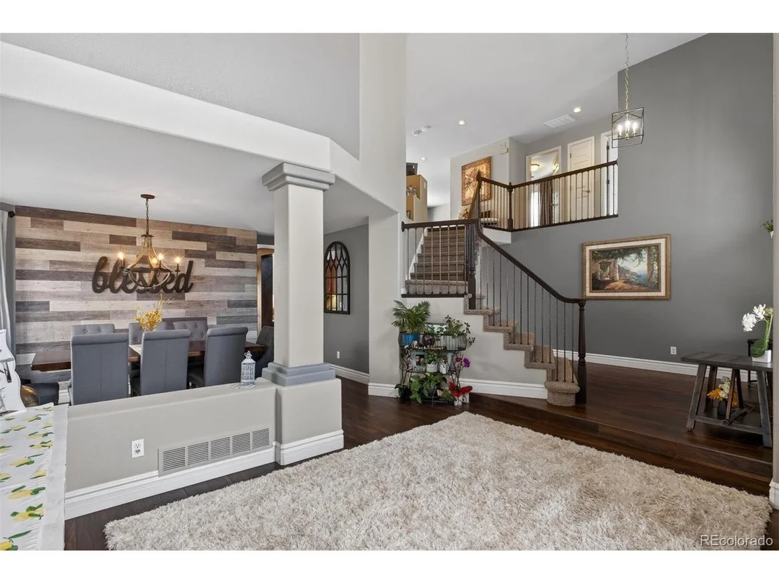 Photo of 10060 Matthew Ln