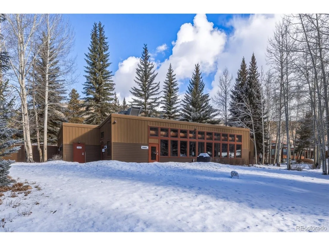 Photo of Unit 2015 at 21700 US Highway 6