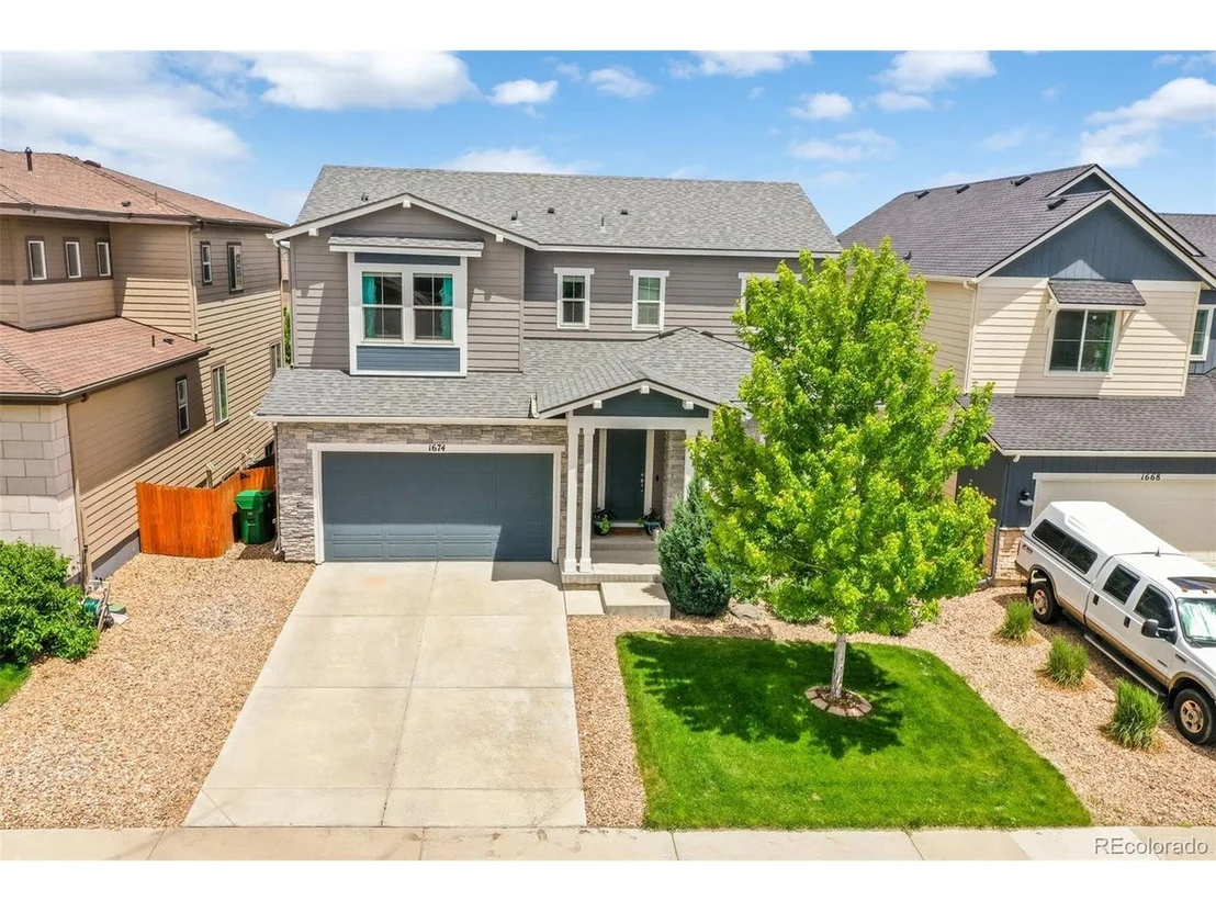 Photo of 1674 Ghost Dance Cir